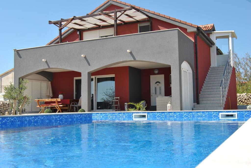 Апартаменты House With Swimming Pool Blue Diamond Повляна Экстерьер фото